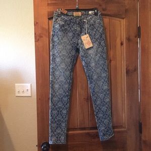 Dear John jeans in comfort skinny fit